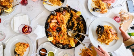 Eating paella Eating paella