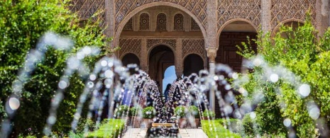 Patio de la Alhambra de Granada Patio de la Alhambra de Granada