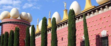 Teatro-Museu Dalí de Figueres Teatro-Museu Dalí de Figueres