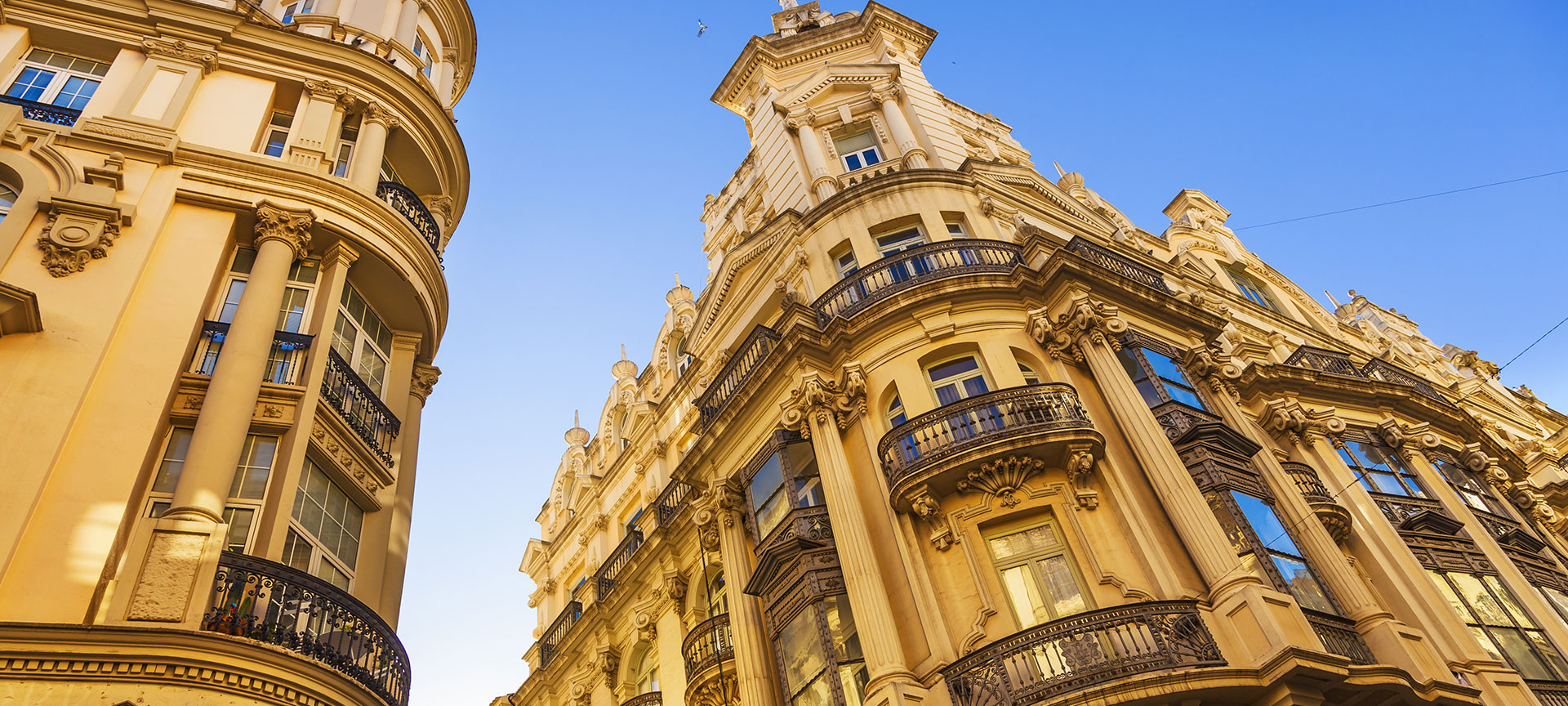 Fachadas de edificios en Albacete