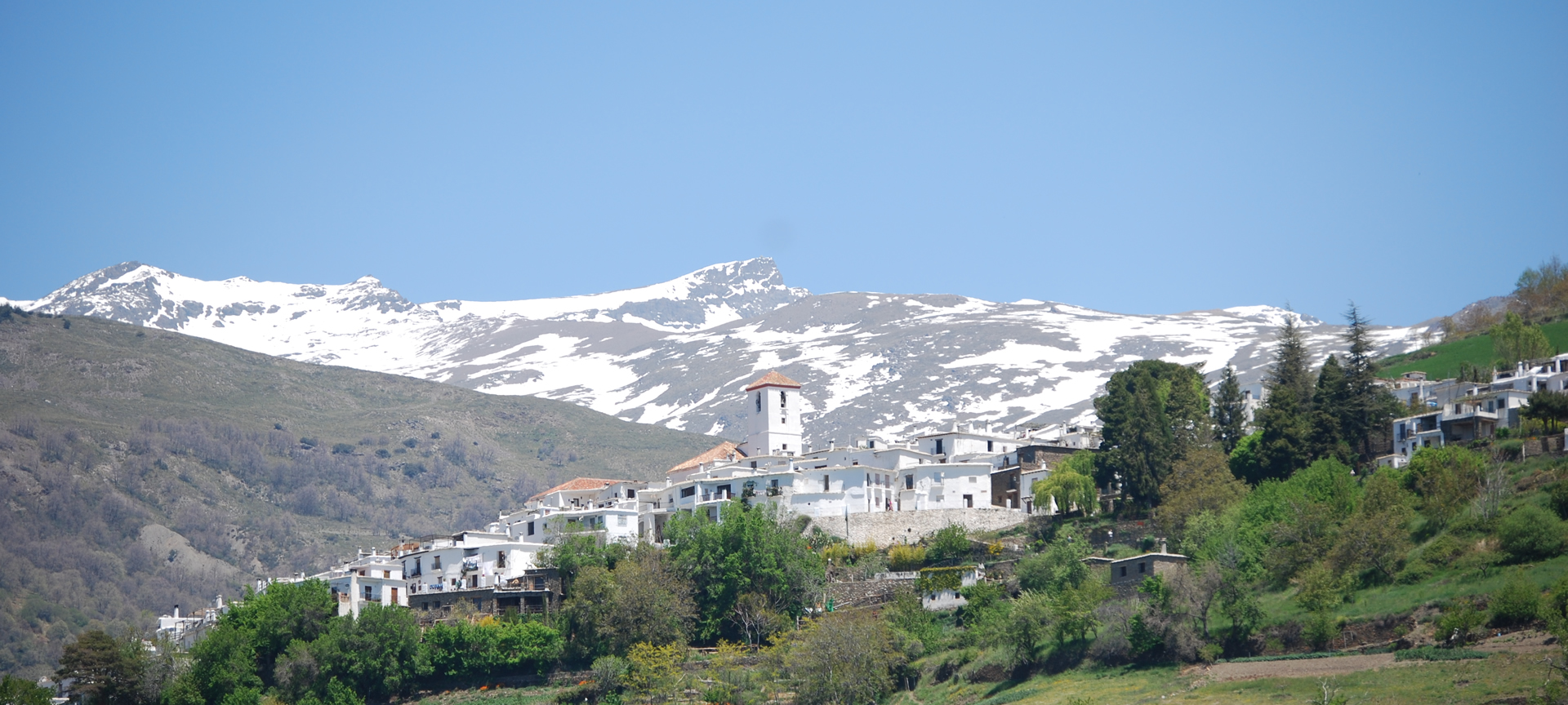 Capileira, w rejonie La Alpujarra (Grenada, Andaluzja)