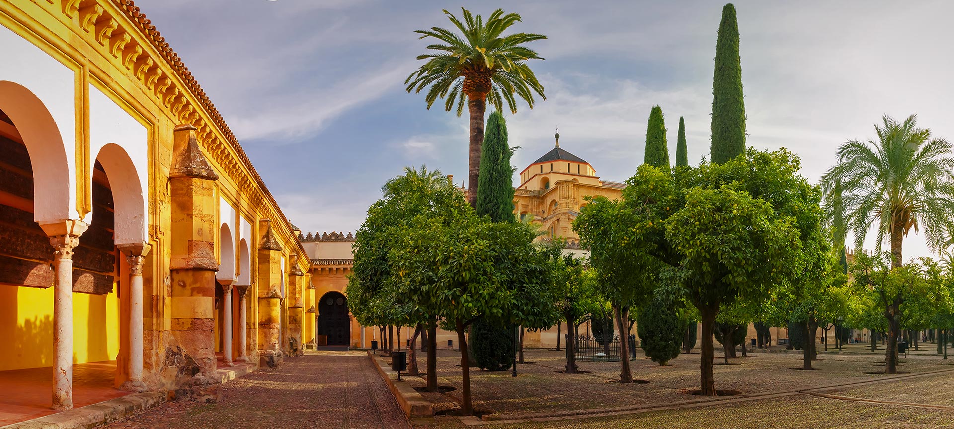 Patio de los Naranjos de la Iglesia Catedral de Córdoba