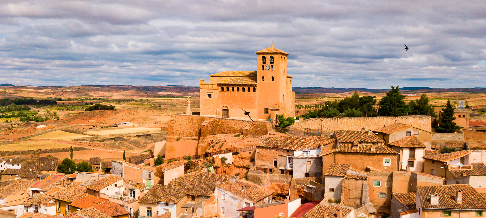 Kościół parafialny Santa Tecla w Cervera de la Cañada Kościół parafialny Santa Tecla w Cervera de la Cañada