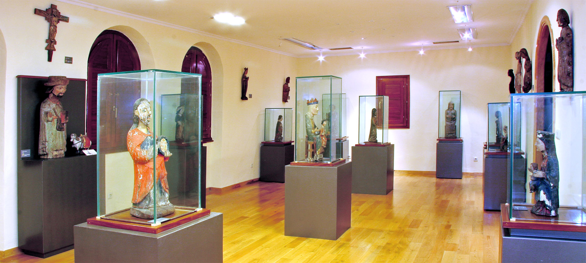 Muzeum Sztuki Sakralnej w Tineo. Asturia Muzeum Sztuki Sakralnej w Tineo. Asturia