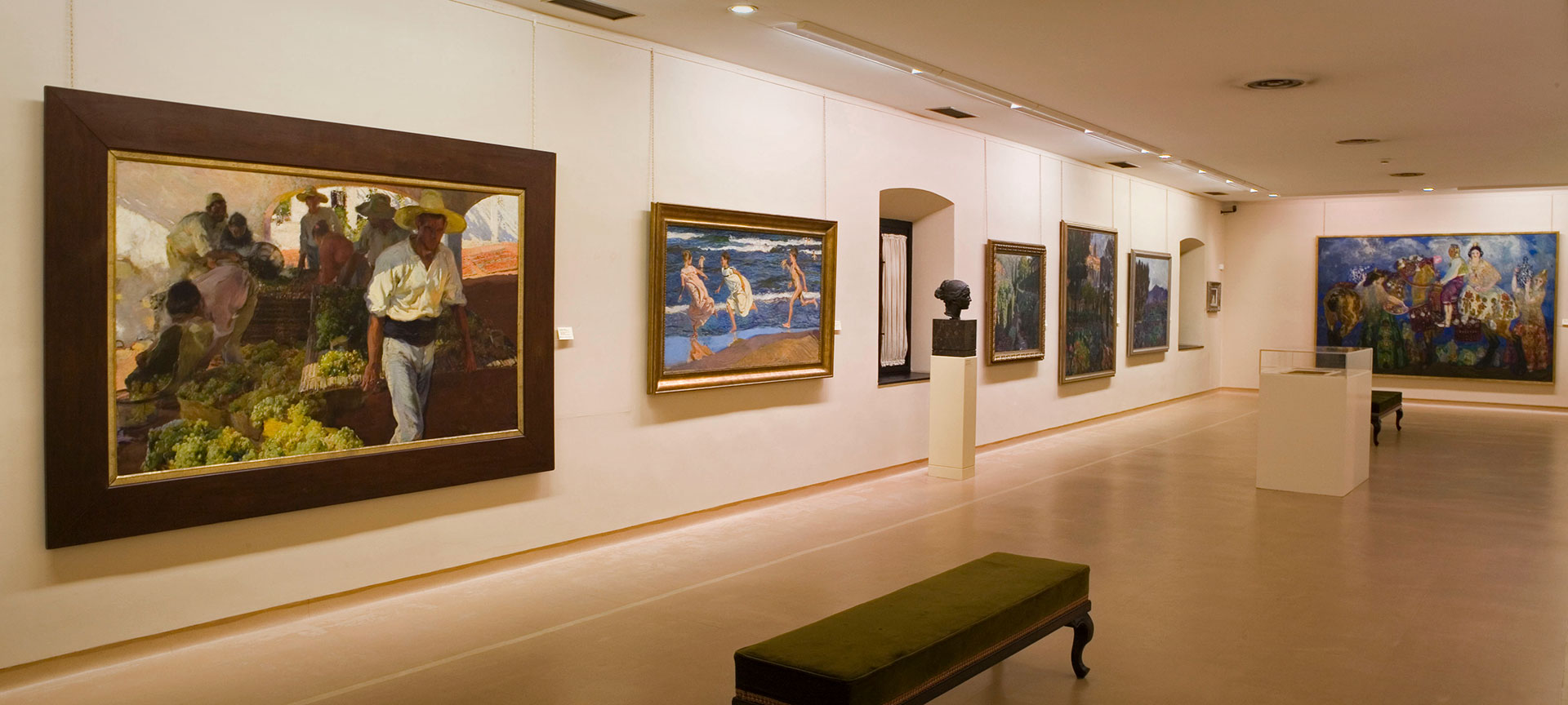 Salle Oviedo dans le musée des beaux-arts des Asturies