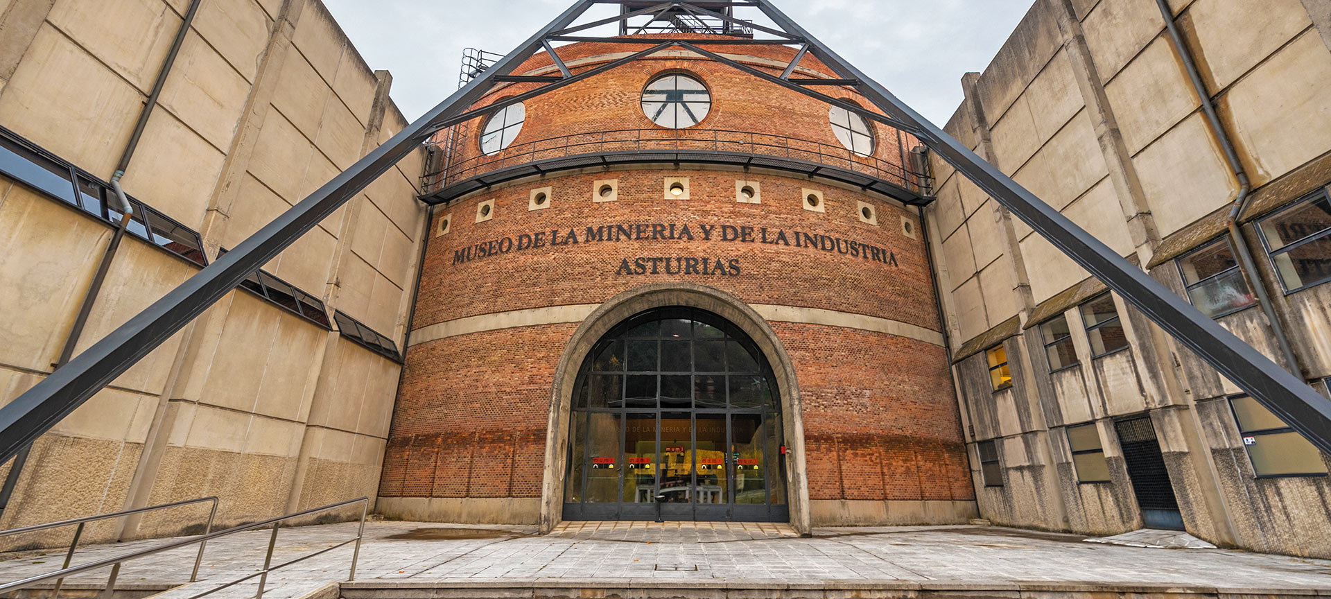 Museo della Miniera e dell'Industria (MUMI). Asturie Museo della Miniera e dell'Industria (MUMI). Asturie