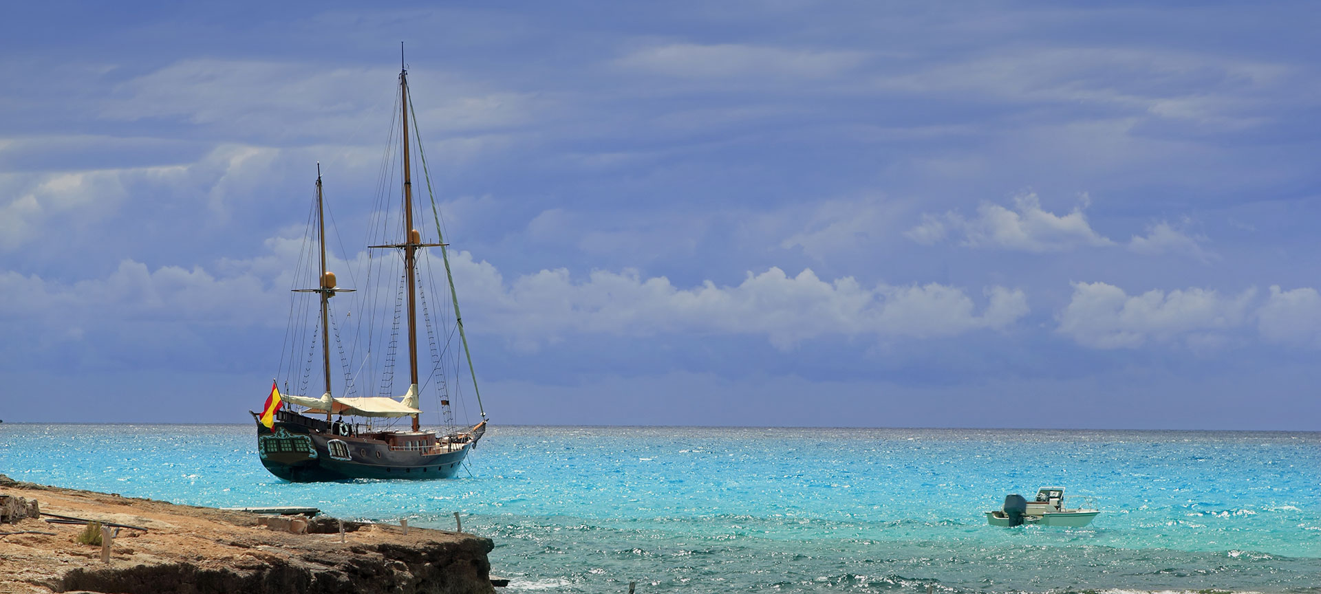Navi nell'isola di Formentera. Baleari