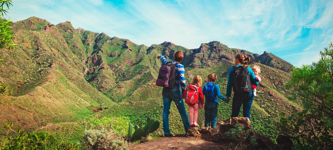 Family hiking in the Canary Islands Family hiking in the Canary Islands