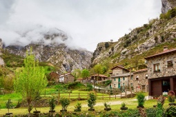 Vista de Caín de Valdeón