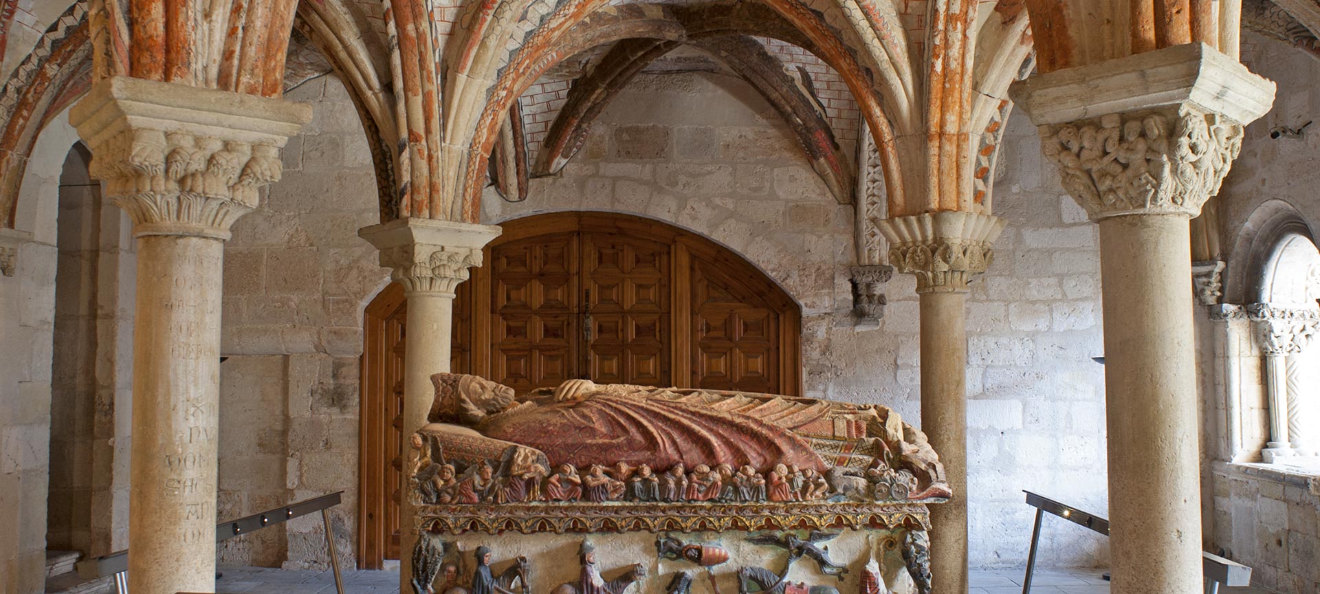 Sépulcre de San Pedro de Osma. Cathédrale du Burgo de Osma. Osma. Soria Sépulcre de San Pedro de Osma. Cathédrale du Burgo de Osma. Osma. Soria