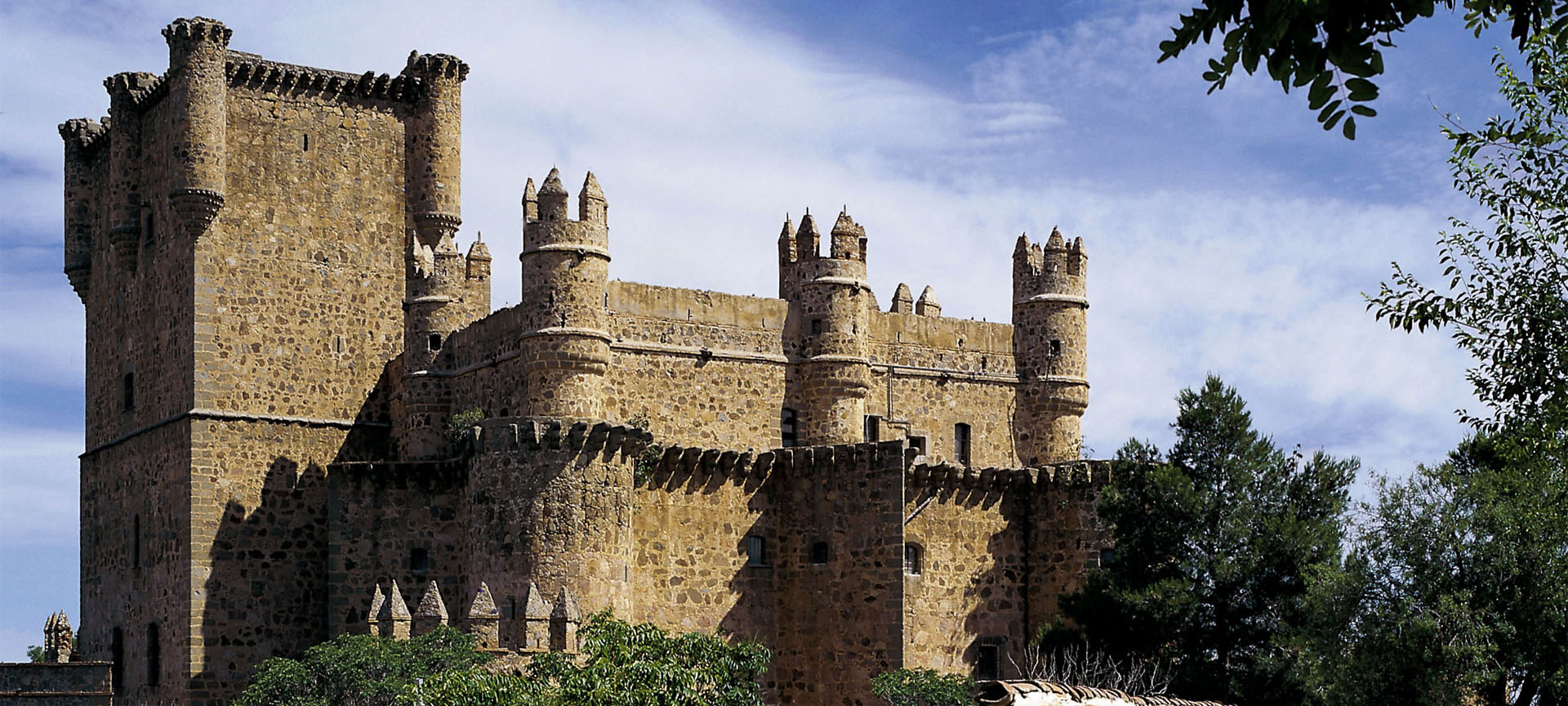 Zamek w Guadamur (Toledo, Kastylia-La Mancha)