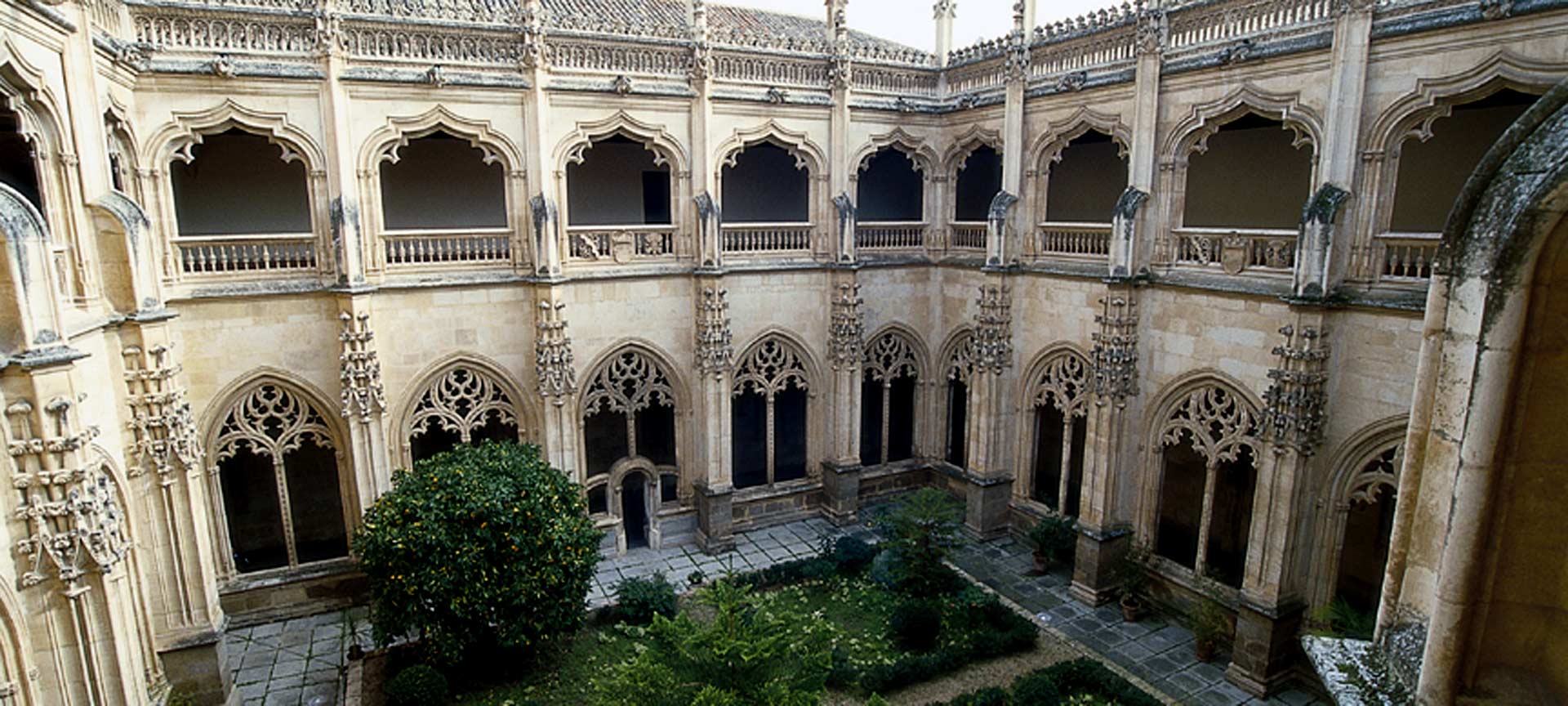 Klasztor San Juan de los Reyes. Toledo