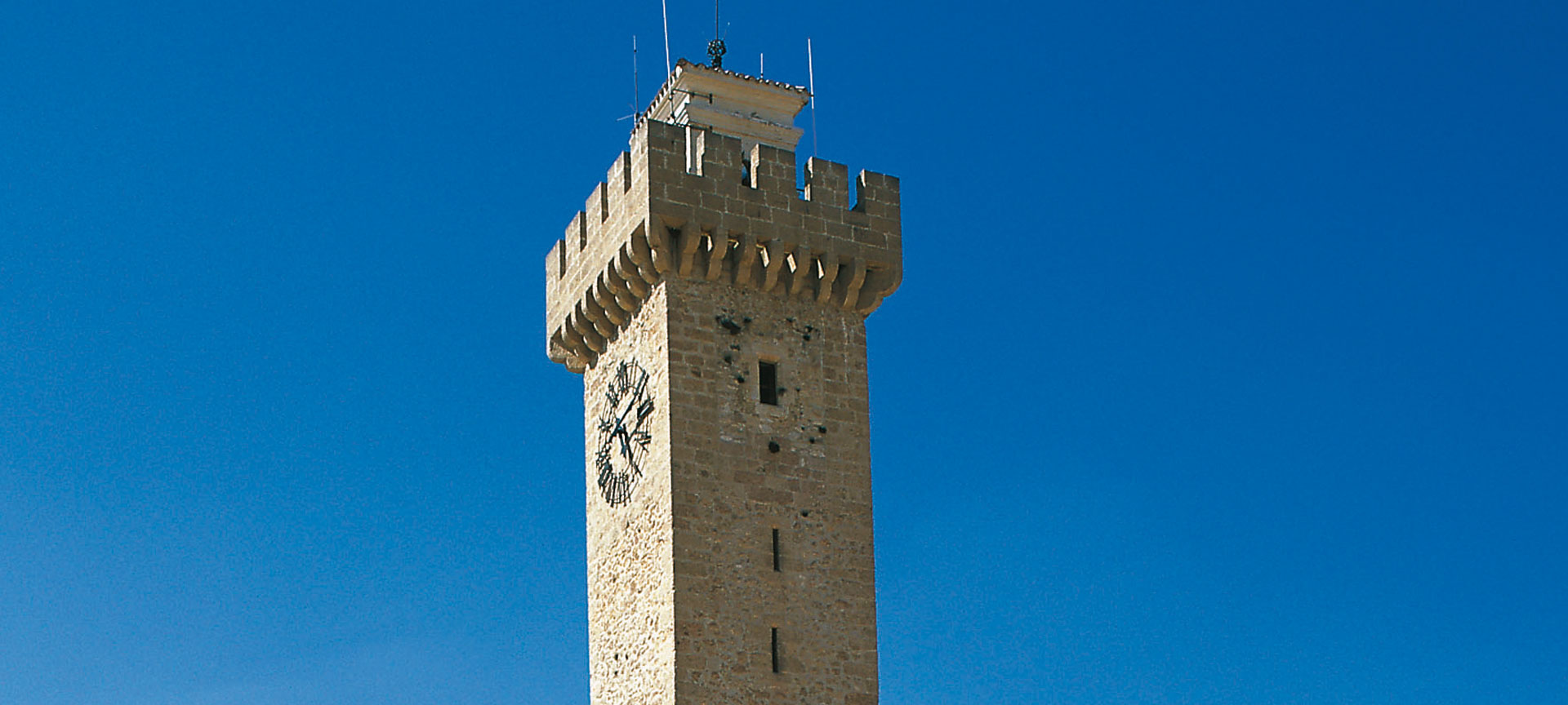 Tour Mangana