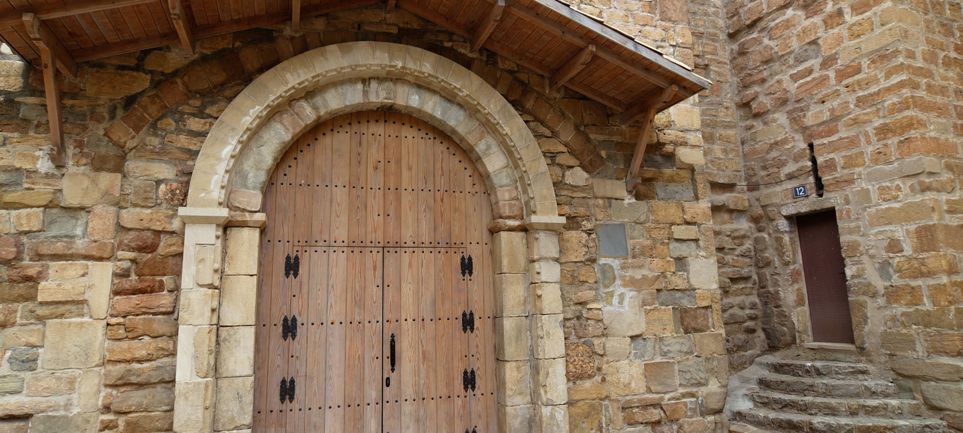 Veduta della chiesa di Tremp, in Catalogna