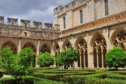 Jardins do claustro do Real Monasterio de Santes Creus