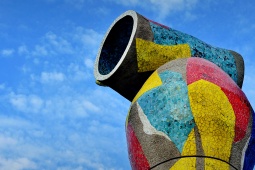 Detail of the "Woman and bird" sculpture in Joan Miró Park