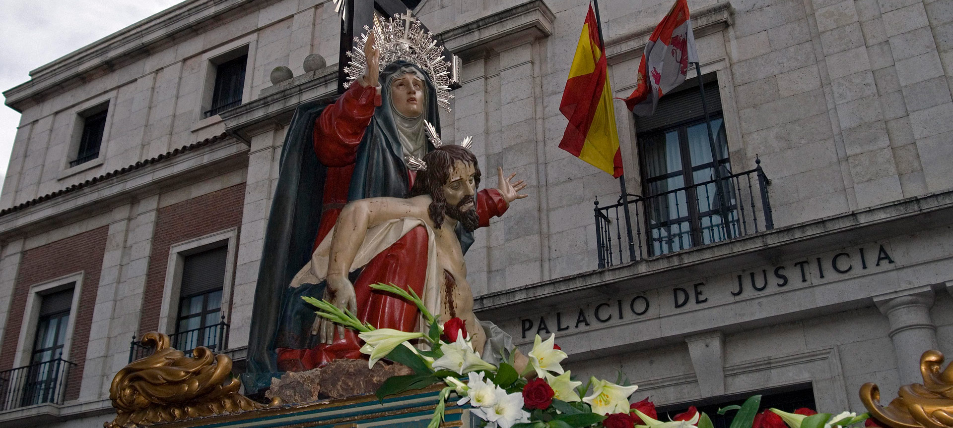 Image de La Pietà pendant une procession. Semaine Sainte de Valladolid