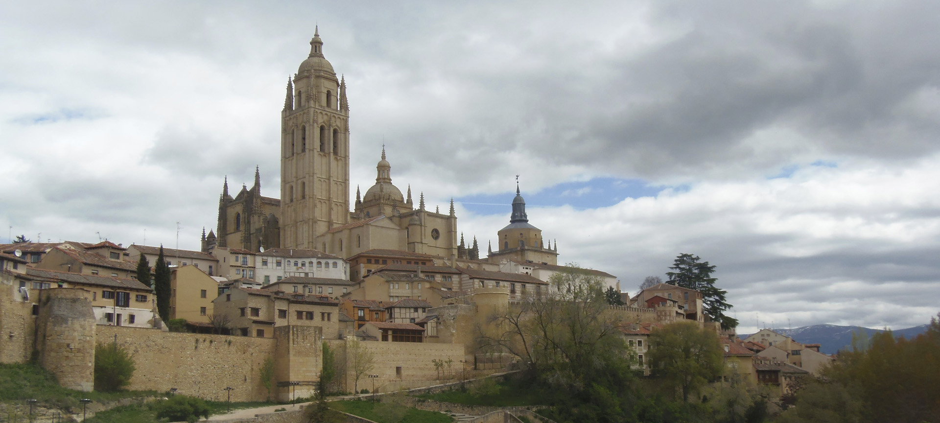 Barrio de la Judería y Catedral de Segovia