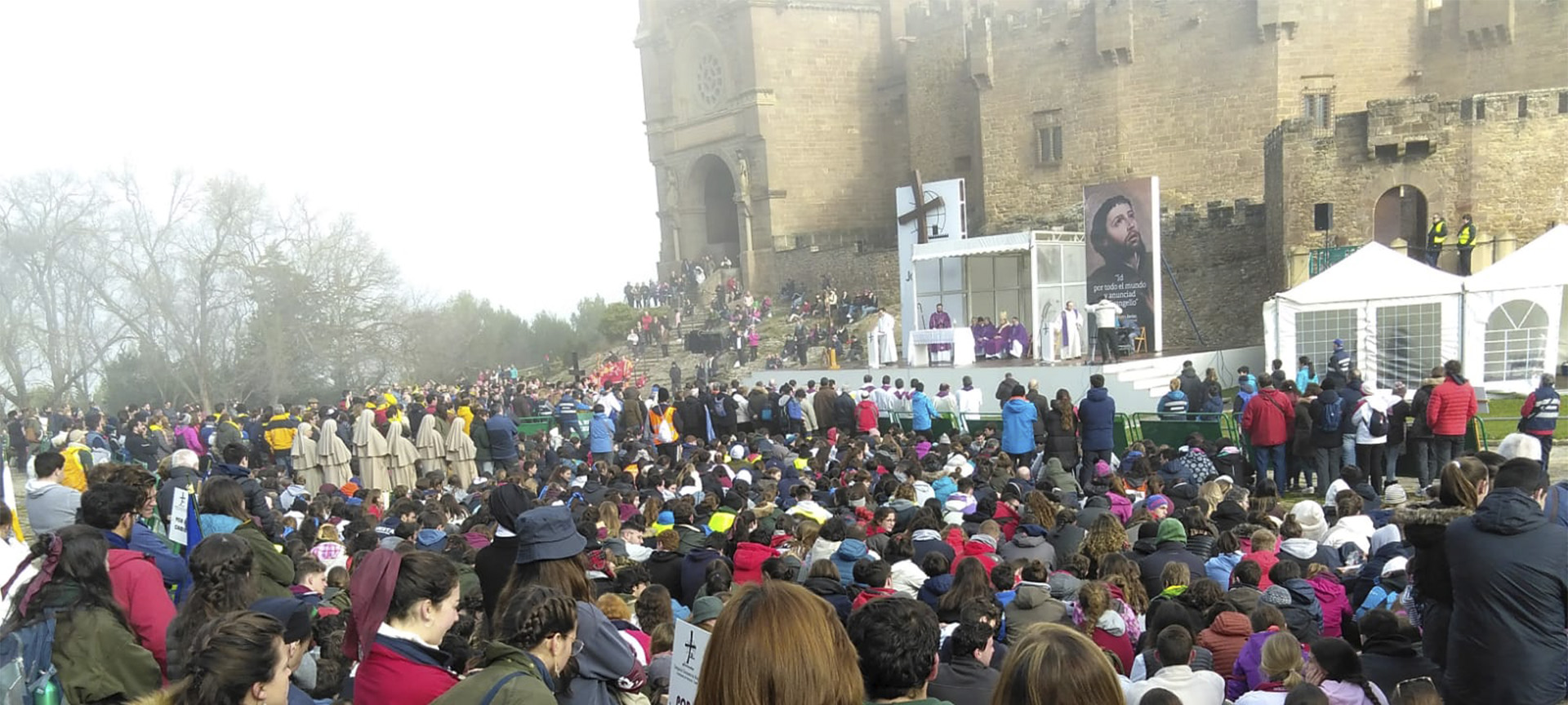 The Javieradas pilgrimage to Javier Castle, in Navarre The Javieradas pilgrimage to Javier Castle, in Navarre