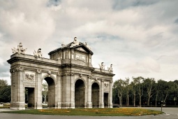 Puerta de Alcalá Gate