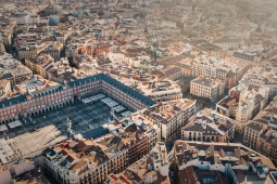 Vista aérea da Plaza Mayor e da cidade de Madri