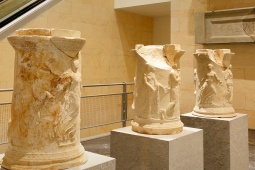 カルタヘナ古代ローマ劇場博物館の内部の詳細