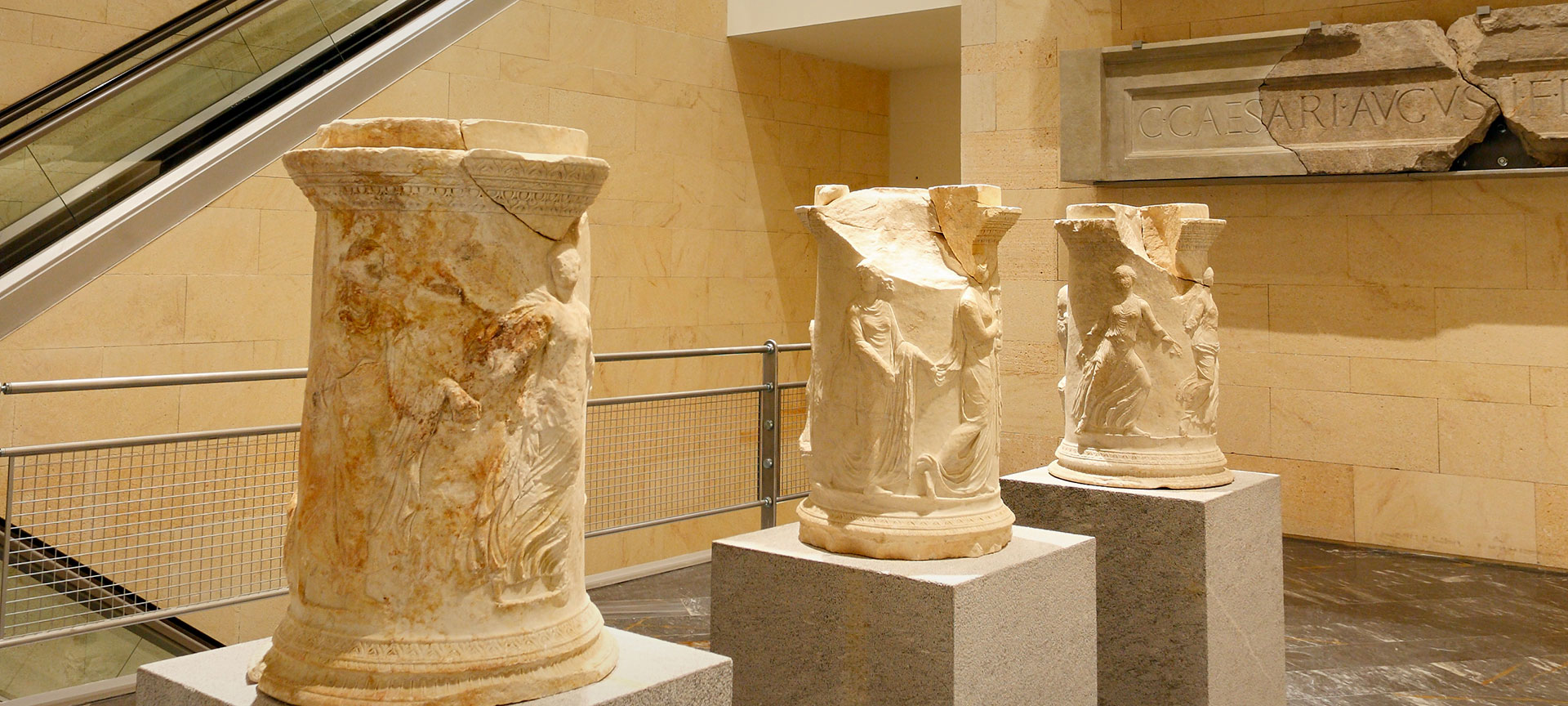 カルタヘナ古代ローマ劇場博物館の内部の詳細
