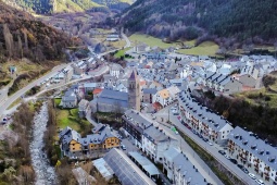 Widok z lotu ptaka na Bielsę, Huesca.