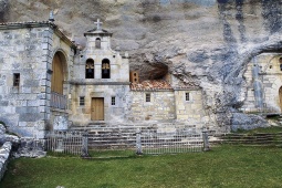 Ermida de San Bernabé em Ojo Guareña