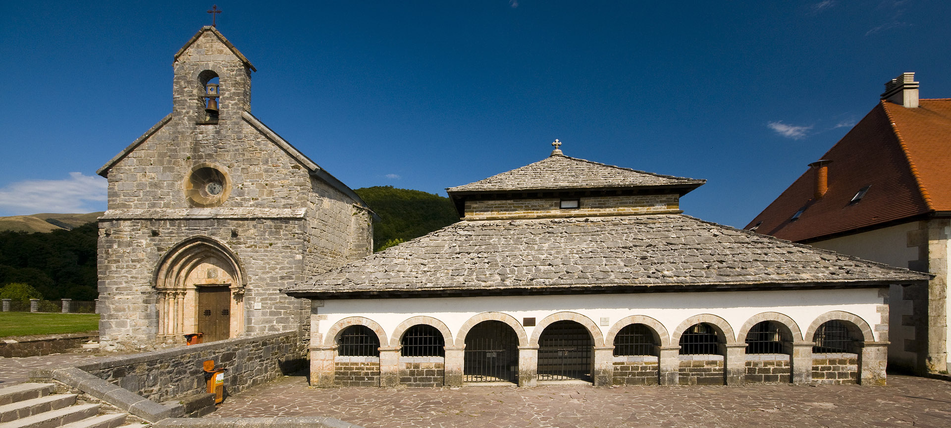 Capelas do Espírito Santo e de Santiago, em Roncesvalles (Navarra)