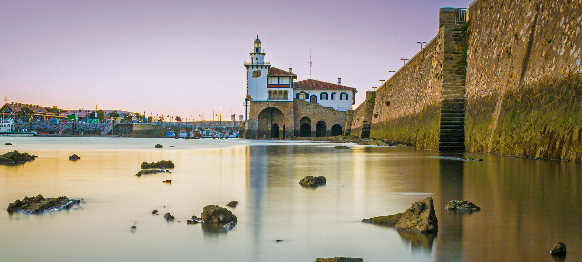 Latarnia w Getxo. Bizkaia