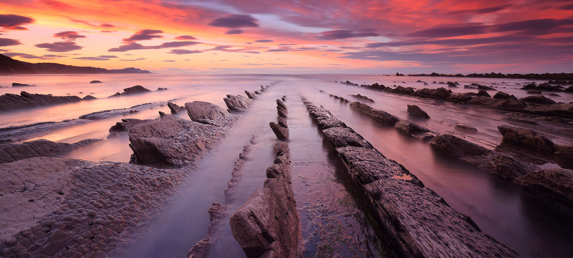 Le flysch de Zumaia (province de Guipuscoa, Pays Basque) Le flysch de Zumaia (province de Guipuscoa, Pays Basque)