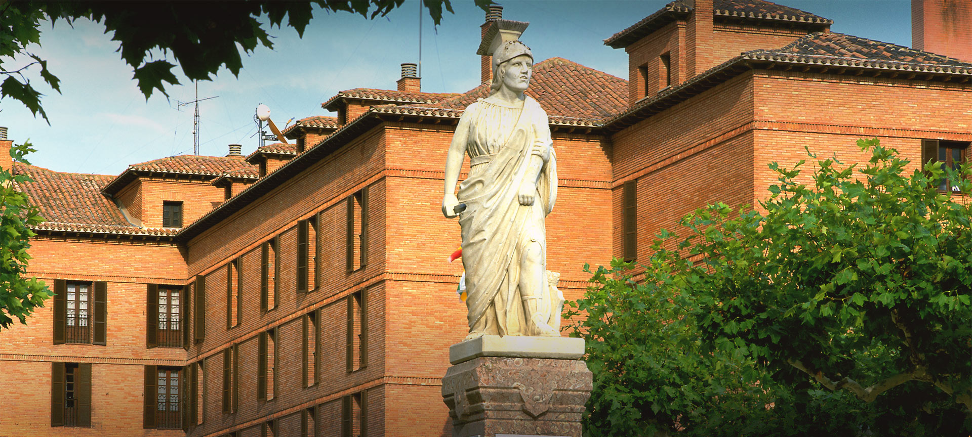 Parador de Calahorra の外観