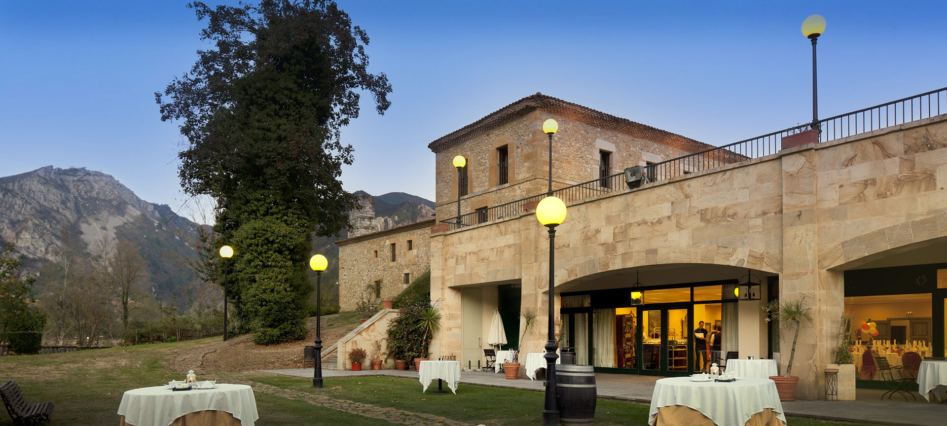 Exterior of the Parador de Cangas de Onís