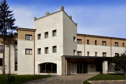 Vista externa do Parador de Villafranca de Bierzo