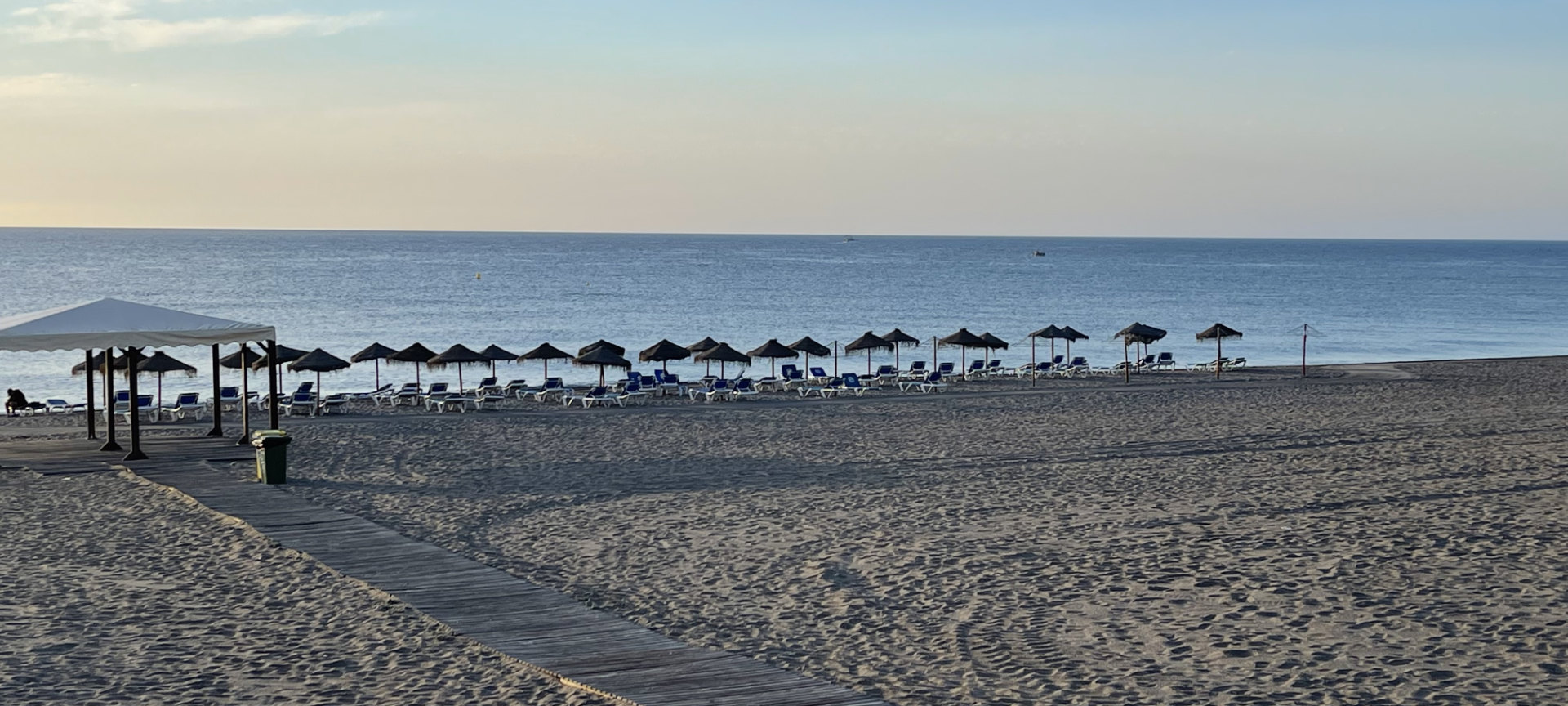 Plaża Marina de la Torre w Mojácar w Almerii, Andaluzja