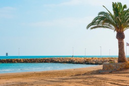 Praia de Torrenostra de Torreblanca, em Castellón (Comunidade Valenciana)