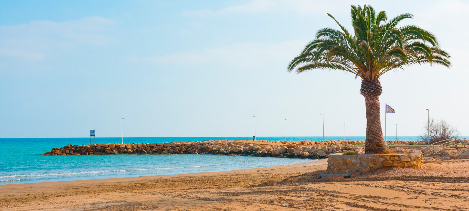 Praia de Torrenostra de Torreblanca, em Castellón (Comunidade Valenciana)