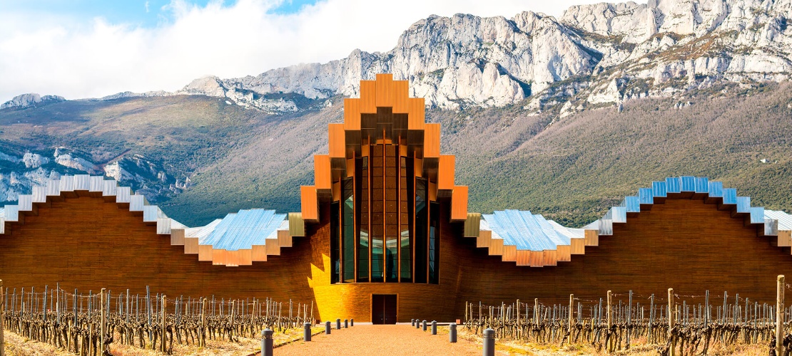 Bodegas Ysios winery in La Guardia. Santiago Calatrava Bodegas Ysios winery in La Guardia. Santiago Calatrava