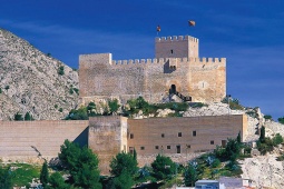 Zamek w Petrer. Alicante.