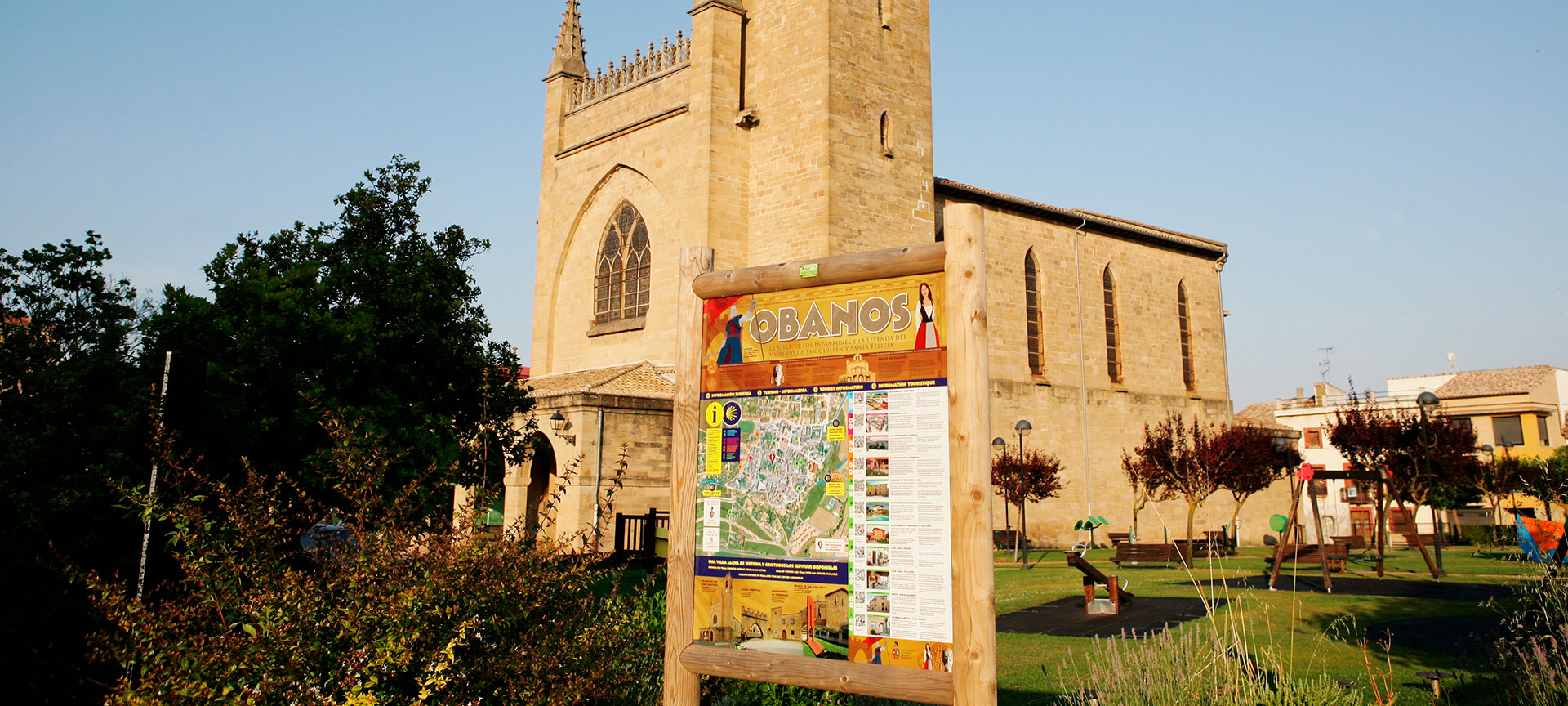 Igreja de San Juan Bautista em Obanos, Navarra Igreja de San Juan Bautista em Obanos, Navarra