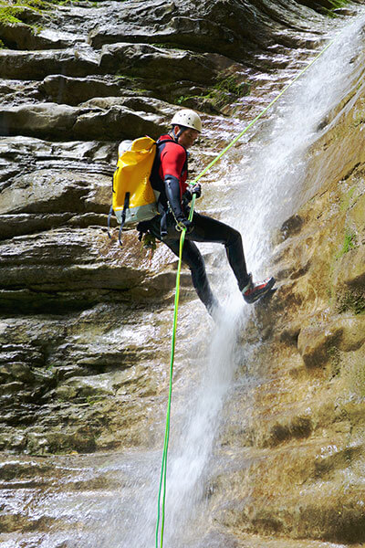 Barranquismo en los Pirineos, Huesca Barranquismo en los Pirineos, Huesca