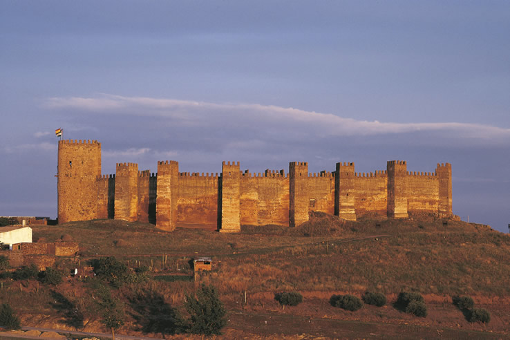 Castillo de Baños de la Encina. Jaén Castillo de Baños de la Encina. Jaén