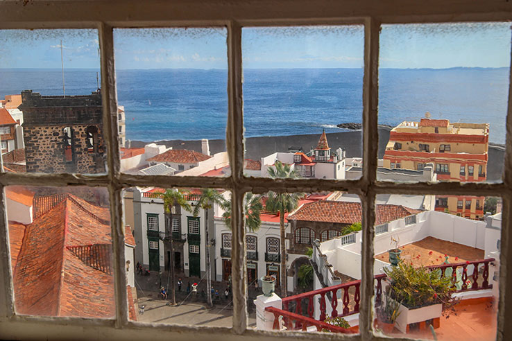  Veduta di Santa Cruz de la Palma nell'isola de La Palma, isole Canarie
