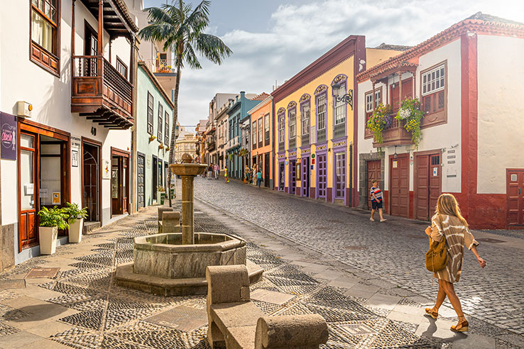 Calle di Santa Cruz de la Palma nell'isola di Palma, Isole Canarie