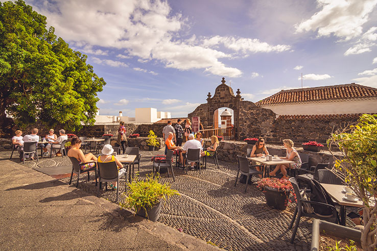 Locali all'aperto Santa Cruz de la Palma nell'isola de La Palma, isole Canarie