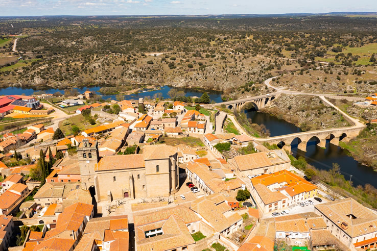 Aerial view of Ledesma (Salamanca, Castilla y León) Aerial view of Ledesma (Salamanca, Castilla y León)