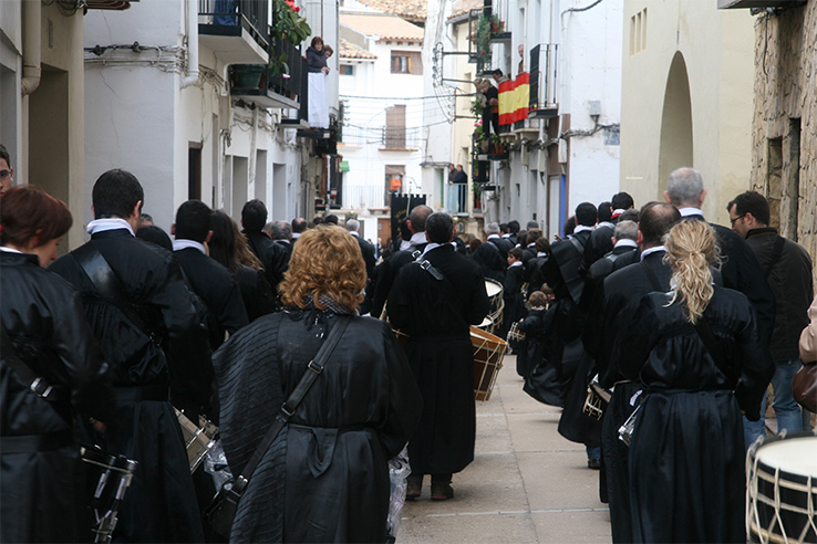 Tambours pendant la Semaine sainte d’Albalate del Arzobispo (province de Teruel, Aragon) Tambours pendant la Semaine sainte d’Albalate del Arzobispo (province de Teruel, Aragon)