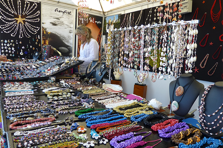 Shell craft stalls at the Seafood Festival in O Grove (Pontevedra, Galicia) Shell craft stalls at the Seafood Festival in O Grove (Pontevedra, Galicia)
