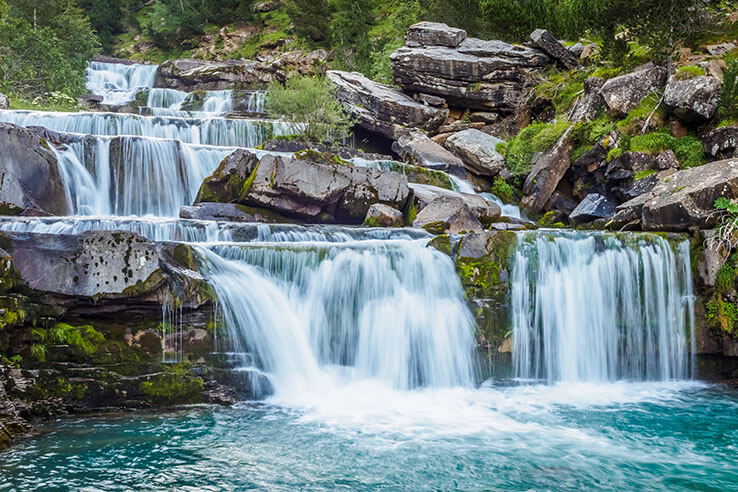 Cascadas del río Arazas Cascadas del río Arazas